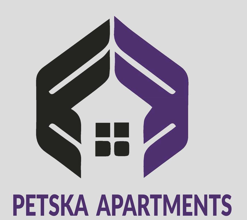 Petska Apartments レプトカリヤ エクステリア 写真